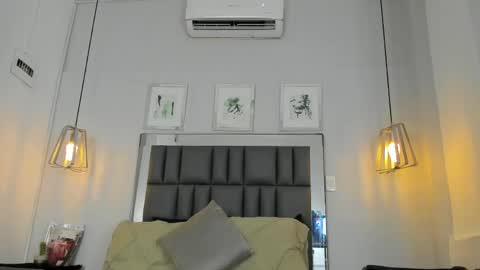 kataleya_west online show from 05/02/26, 07:41