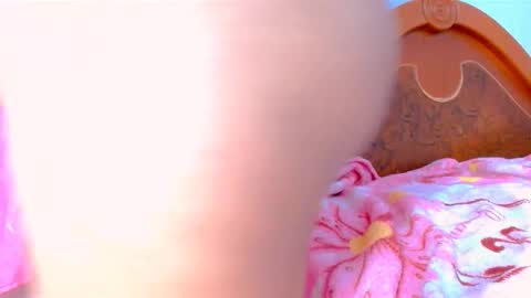 Snapshot of kataleyabarbara21 chatting on 09/14/25, 02:33 KATA online show from 09/14/25, 02:33