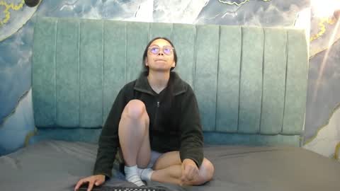 Katalina online show from 04/06/26, 04:19