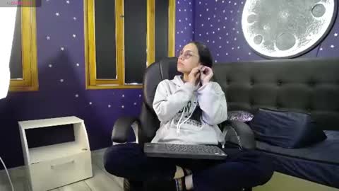 Katalina online show from 06/18/26, 05:06