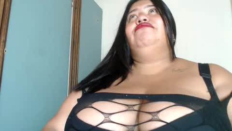 Snapshot of katalina_gomez6921 chatting on 02/11/26, 05:45 Kata online show from 02/11/26, 05:45