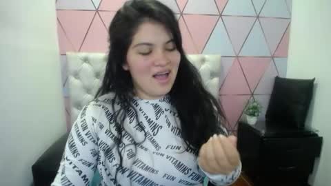 katalina santana25 online show from 03/08/26, 07:06