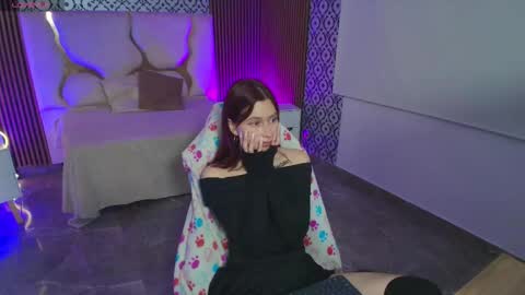 katana_tay online show from 01/19/26, 04:27