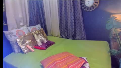 Snapshot of katarina_hot_mistress chatting on 09/14/25, 12:32 katarina online show from 09/14/25, 12:32