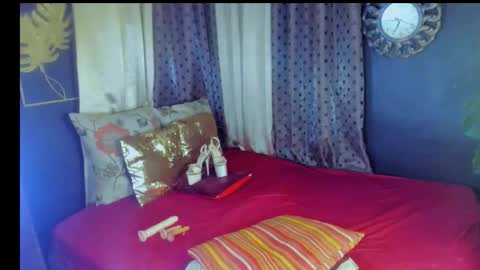 Snapshot of katarina_hot_mistress chatting on 09/22/25, 12:45 katarina online show from 09/22/25, 12:45