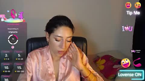 Carla Palmer online show from 09/20/25, 04:57