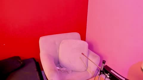 Kate  online show from 11/21/25, 11:31