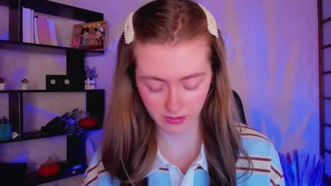 Snapshot of kate_cuddle chatting on 12/17/24, 02:12 Kate online show from 12/17/24, 02:12