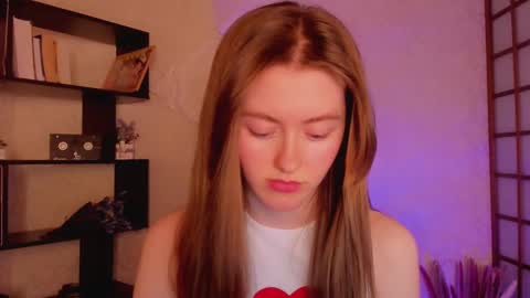 Snapshot of kate_cuddle chatting on 01/16/25, 05:11 Kate online show from 01/16/25, 05:11