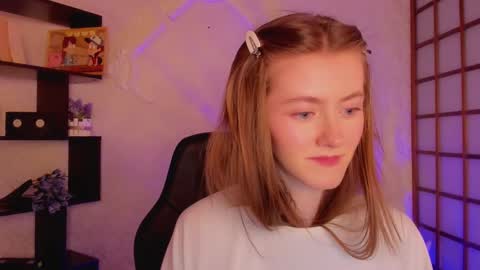 Snapshot of kate_cuddle chatting on 01/24/25, 08:13 Kate online show from 01/24/25, 08:13