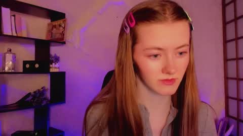 Snapshot of kate_cuddle chatting on 01/29/25, 01:58 Kate online show from 01/29/25, 01:58