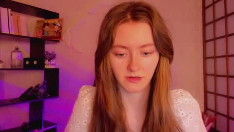 Snapshot of kate_cuddle chatting on 02/10/25, 02:08 Kate online show from 02/10/25, 02:08