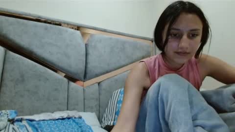 kate online show from 03/10/25, 12:51