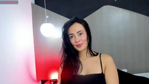 Snapshot of kate_evans1 chatting on 06/26/26, 11:03 Kate Evans online show from 06/26/26, 11:03