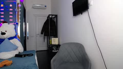 .Be kind and gentle with me and I will do my best for you.   online show from 01/15/25, 08:30