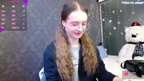 Snapshot of kate_jonson chatting on 01/19/26, 07:45 .Be kind and gentle with me and I will do my best for you. online show from 01/19/26, 07:45