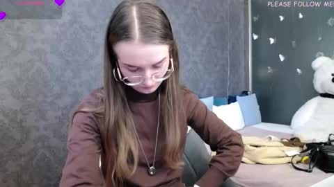 Snapshot of kate_jonson chatting on 02/23/26, 01:08 .Be kind and gentle with me and I will do my best for you. online show from 02/23/26, 01:08