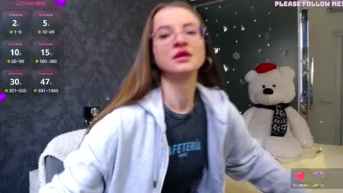 Snapshot of kate_jonson chatting on 03/26/26, 08:09 .Be kind and gentle with me and I will do my best for you. online show from 03/26/26, 08:09