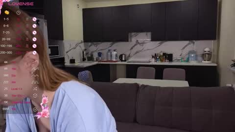 Snapshot of kate_krayy chatting on 10/20/25, 07:14 kate_krayy online show from 10/20/25, 07:14