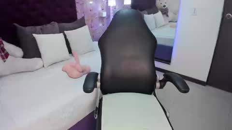 kate lua online show from 01/12/26, 04:23