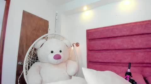 kate lua online show from 05/10/26, 03:17