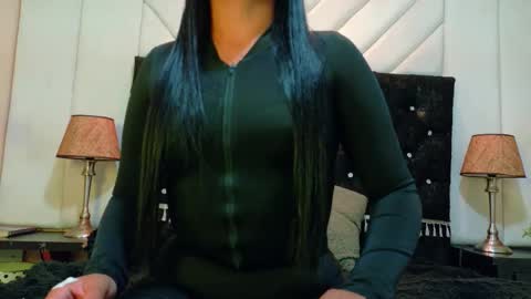 Snapshot of kate_mmoss chatting on 01/10/26, 12:51 kate online show from 01/10/26, 12:51