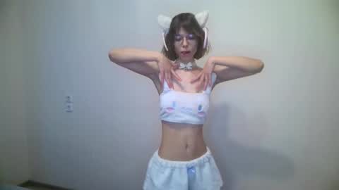 Snapshot of kate_moooss chatting on 03/02/26, 01:29 Kate online show from 03/02/26, 01:29