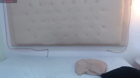 kate online show from 03/11/25, 06:43