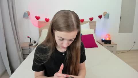 Snapshot of kate_redgar chatting on 02/09/26, 12:42 kate_redgar online show from 02/09/26, 12:42