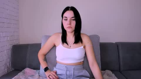 KATE online show from 10/12/25, 05:06