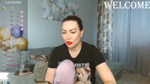 Therapist online show from 03/08/25, 05:07