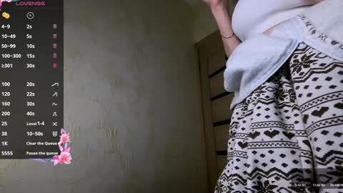 Kate online show from 12/22/24, 12:39