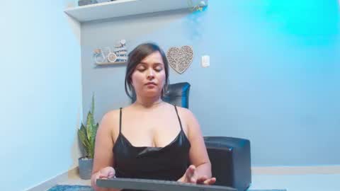 KateAdams online show from 07/04/26, 10:16