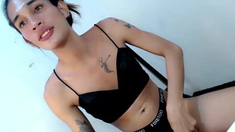its me kate online show from 02/17/25, 05:10
