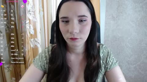 Snapshot of katecrash chatting on 03/05/25, 11:17 YourKate online show from 03/05/25, 11:17