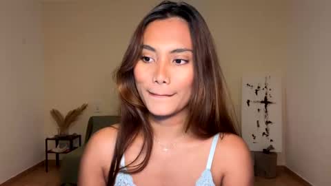 Snapshot of katedami chatting on 12/13/24, 04:05 Kate Dami online show from 12/13/24, 04:05