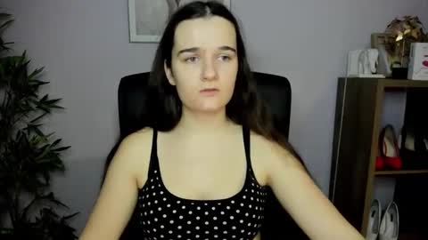 Snapshot of katedesire chatting on 01/12/25, 01:27 Kate online show from 01/12/25, 01:27