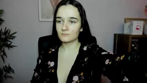 Kate  online show from 02/08/25, 07:48