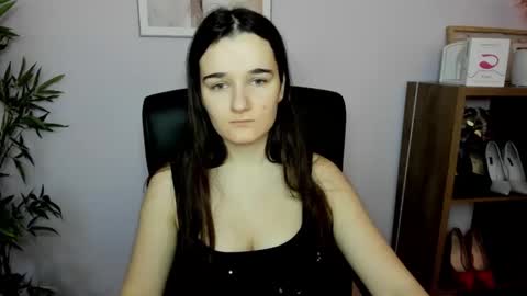 Snapshot of katedesire chatting on 02/09/25, 07:27 Kate online show from 02/09/25, 07:27