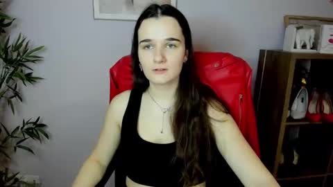 Snapshot of katedesire chatting on 02/22/25, 10:40 Kate online show from 02/22/25, 10:40