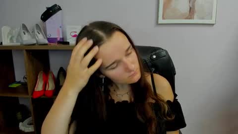 Snapshot of katedesire chatting on 09/21/25, 06:37 Kate online show from 09/21/25, 06:37