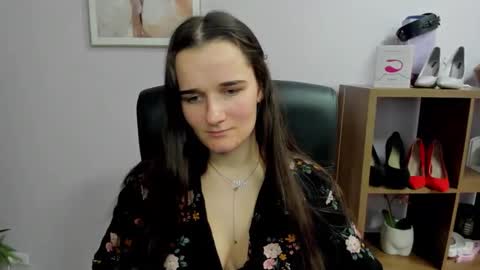 Snapshot of katedesire chatting on 11/30/25, 02:32 Kate online show from 11/30/25, 02:32