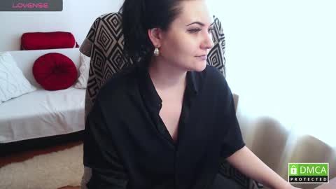 Snapshot of katelynwinehouse chatting on 02/23/25, 10:49 Katelyn online show from 02/23/25, 10:49