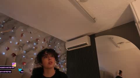 Im Katherine but call me Kate  online show from 12/20/25, 12:23