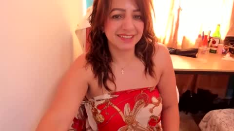 Snapshot of katerinamilf_ chatting on 01/12/25, 03:57 kata online show from 01/12/25, 03:57