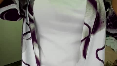 Snapshot of katerinamilf_ chatting on 11/26/25, 10:49 kata online show from 11/26/25, 10:49