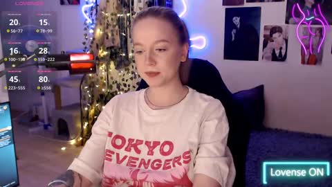 Lisa online show from 03/06/25, 01:35