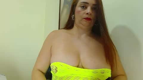 Snapshot of katerineleon chatting on 05/03/26, 09:43 katerineleon online show from 05/03/26, 09:43