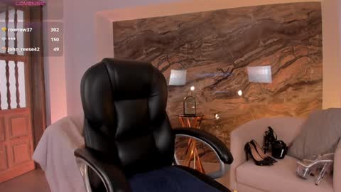 K A T E  online show from 02/08/25, 06:22