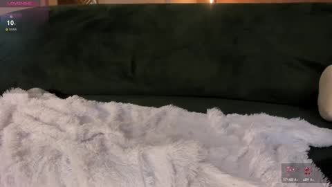 K A T E  online show from 02/09/25, 02:29